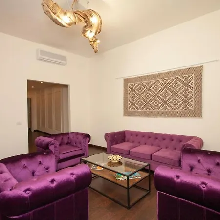 Eva Luxury Saint Remy 3*